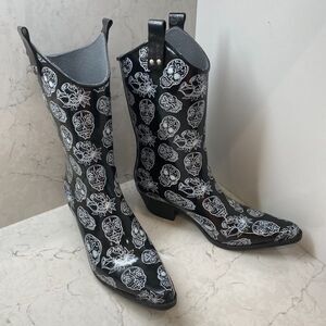 Nomad Yippy 2723 Black & White Skulls Durable Rubber Cowboy Rain Boot Size 11